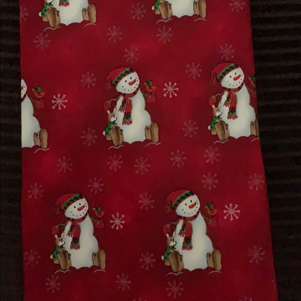 Red snowman tie